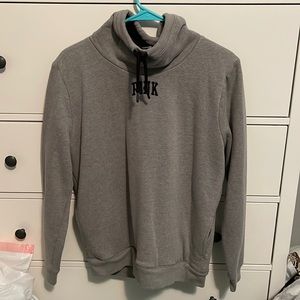 Size XS fur lined crew neck with tie.